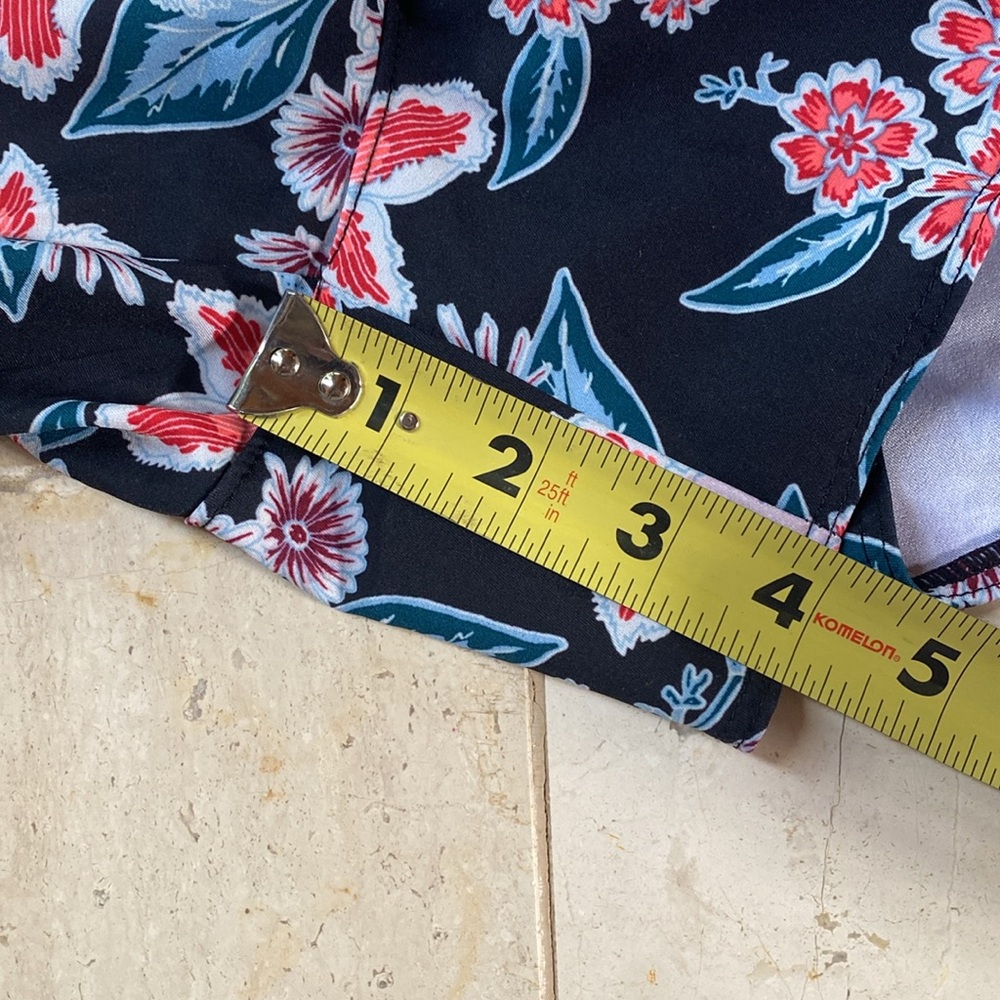 Old Navy swim short - Picture 7 of 7